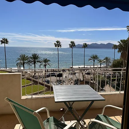 One Bedroom In With A Balcony And Great Sea Views - 821 *